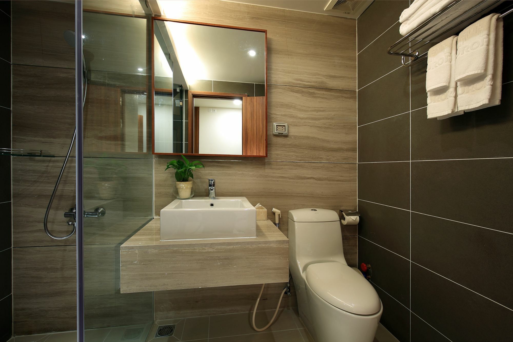 Aurora By Glenwood Apartment Ho Chi Minh City